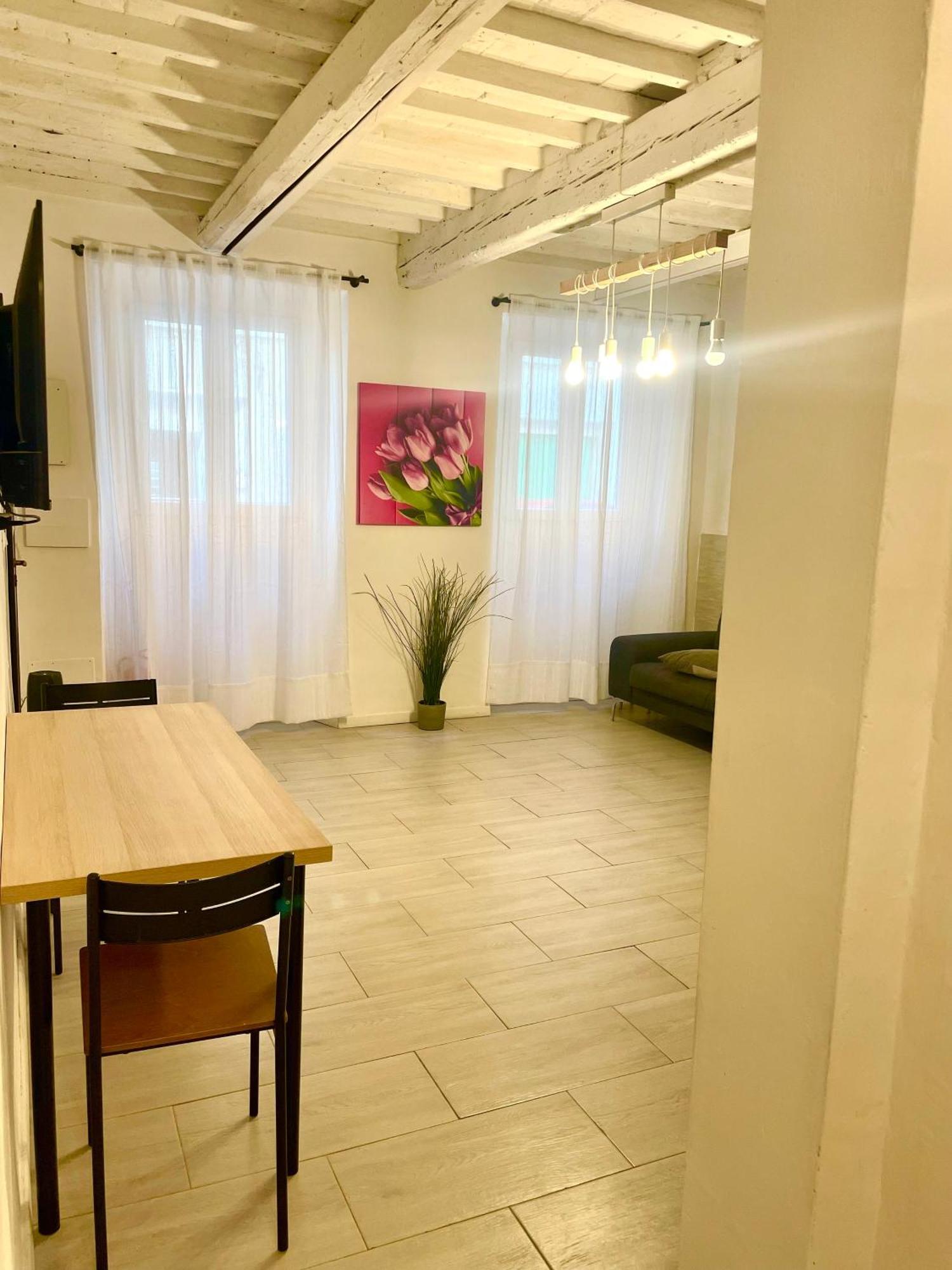 New Apartment 2 Minute From The Port リヴォルノ エクステリア 写真